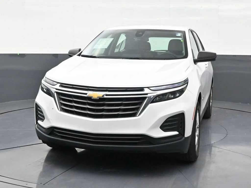 2024 Chevrolet Equinox LS photo 8