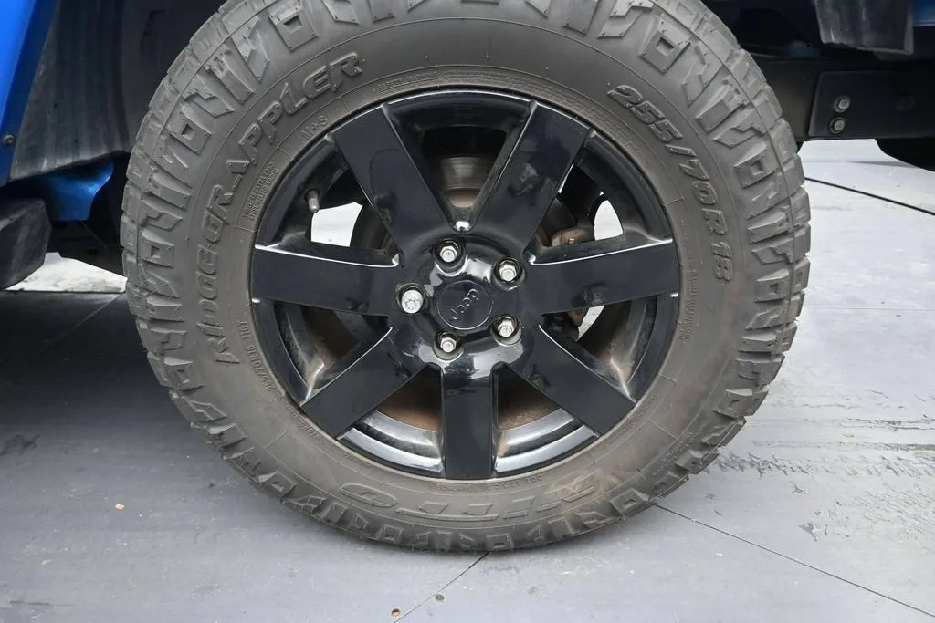 2014 Jeep Wrangler Unlimited Altitude photo 10