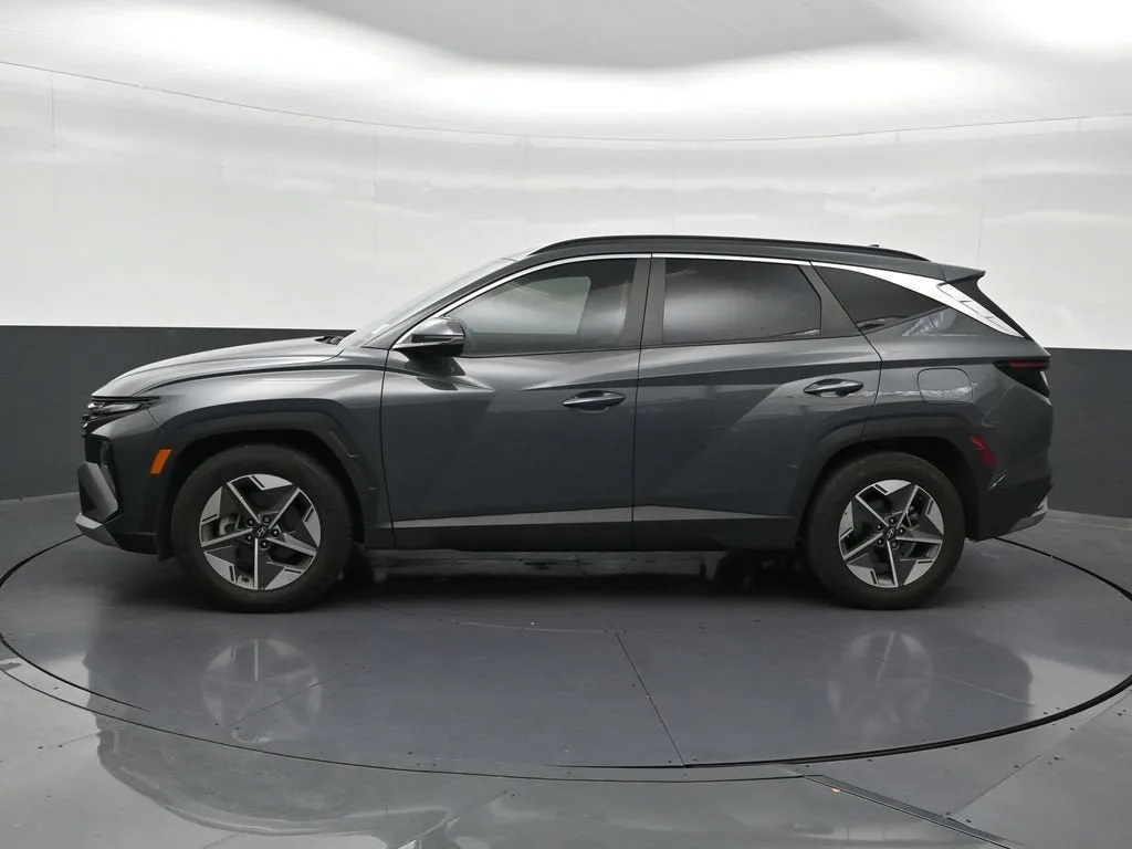 2025 Hyundai Tucson SEL Convenience photo 4