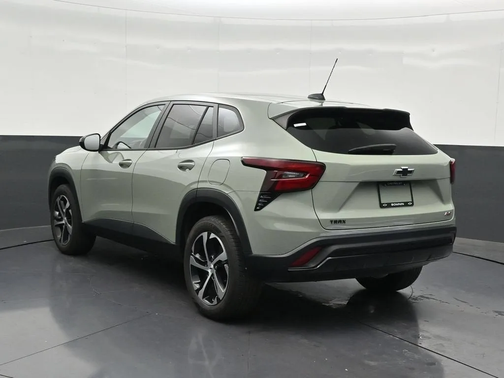 2024 Chevrolet Trax 1RS photo 3