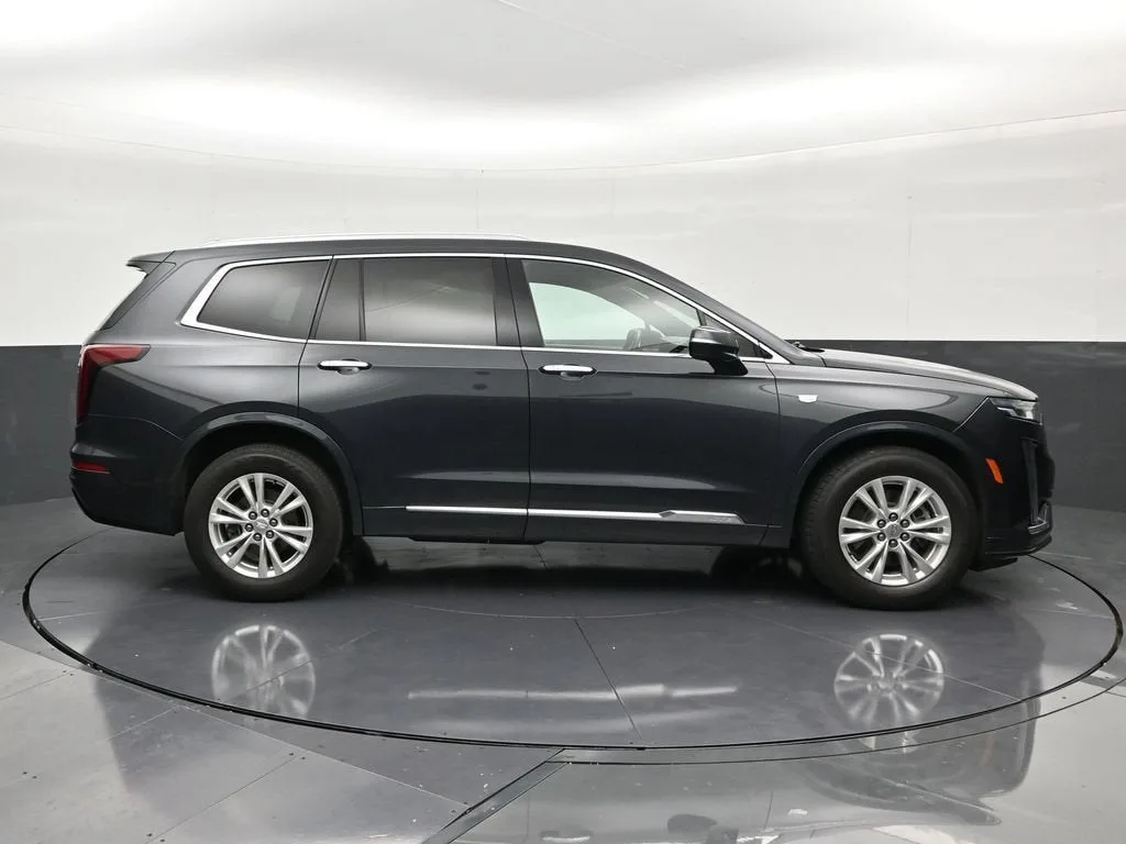 2022 Cadillac XT6 Luxury photo 6