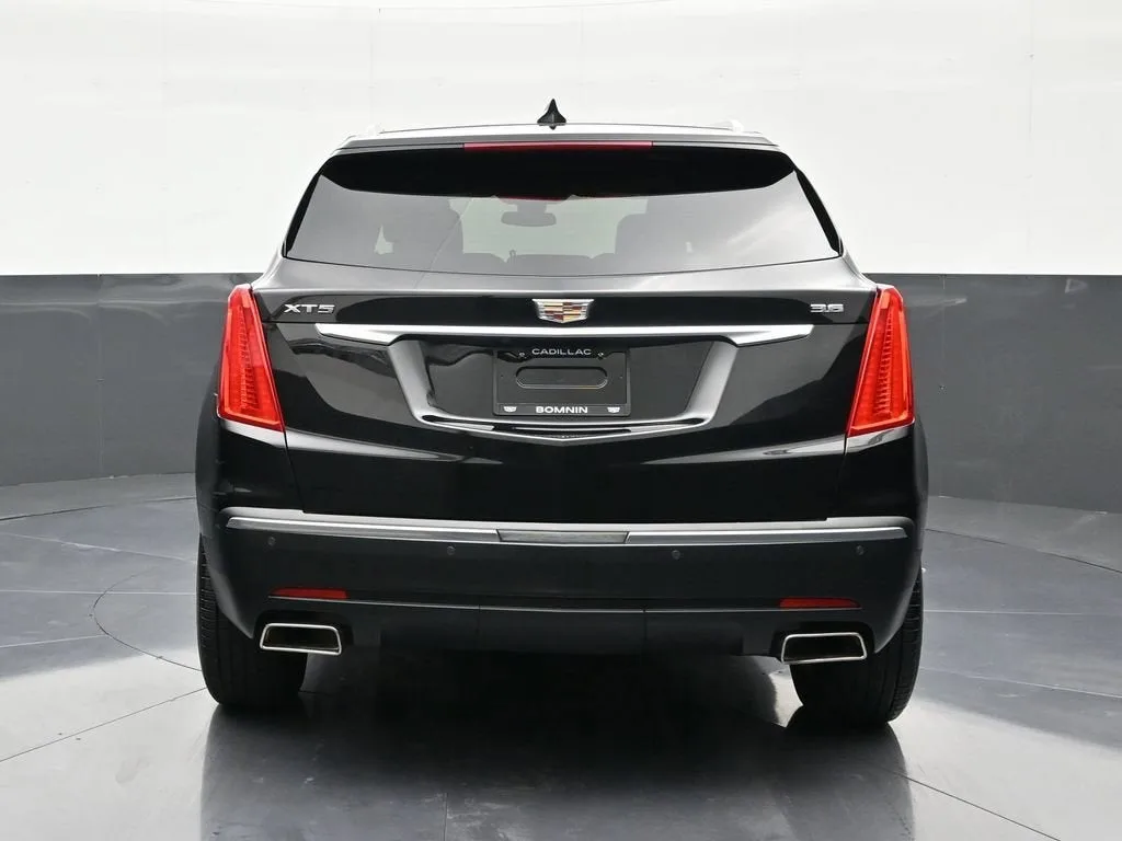 2019 Cadillac XT5 Luxury FWD photo 4