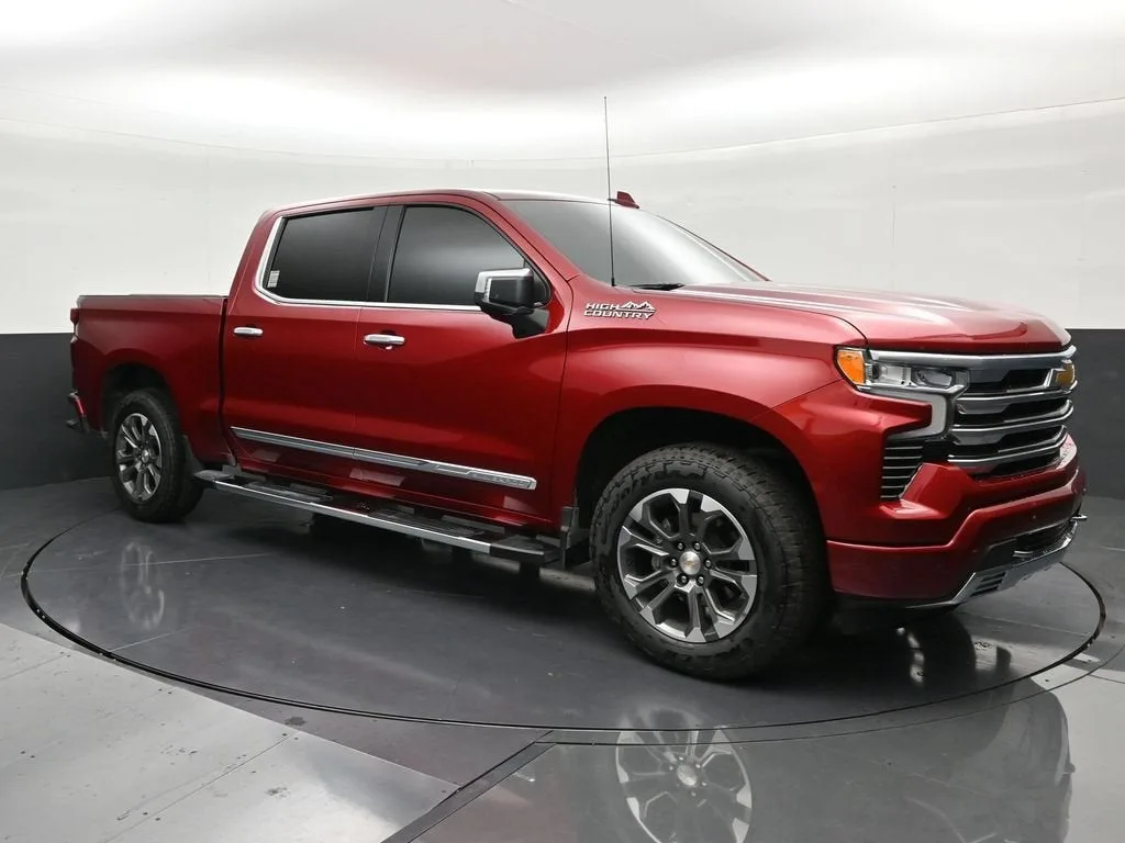 2025 Chevrolet Silverado 1500 High Country photo 7