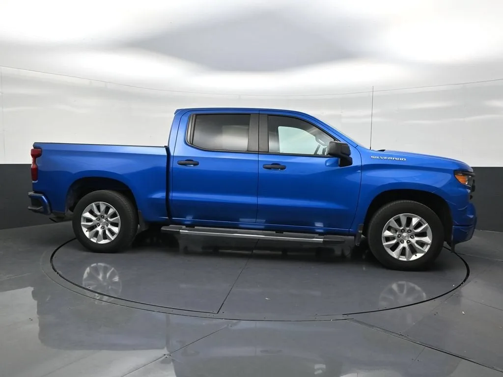 2024 Chevrolet Silverado 1500 Custom photo 6