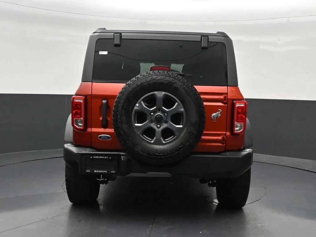 2023 Ford Bronco Big Bend photo 4