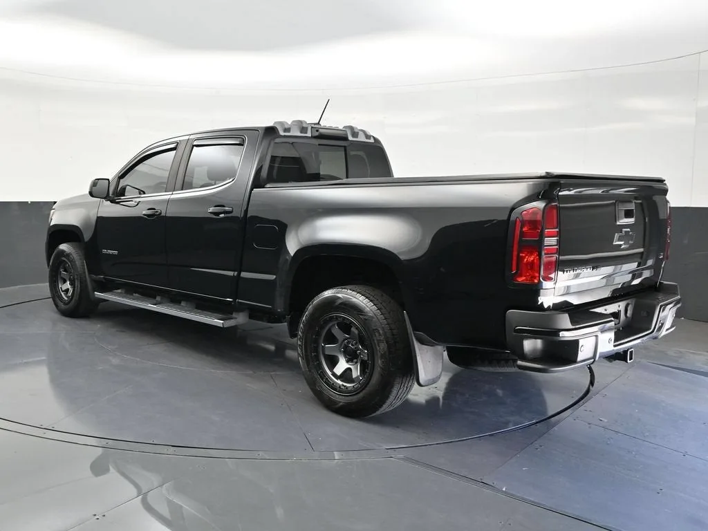 2019 Chevrolet Colorado 2WD LT photo 3