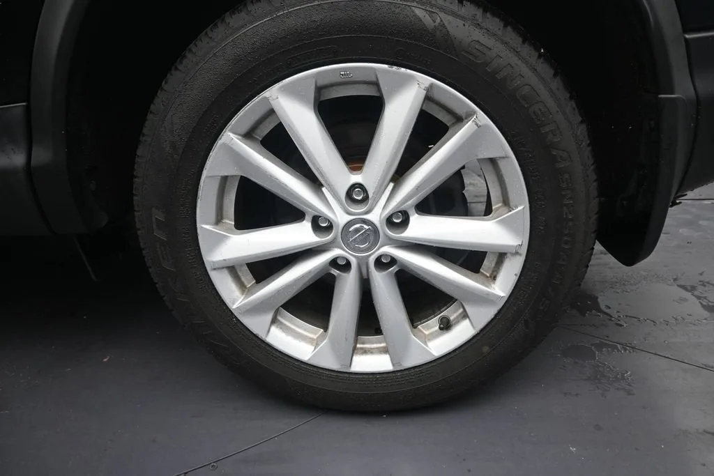 2018 Nissan Rogue Sport SV photo 10
