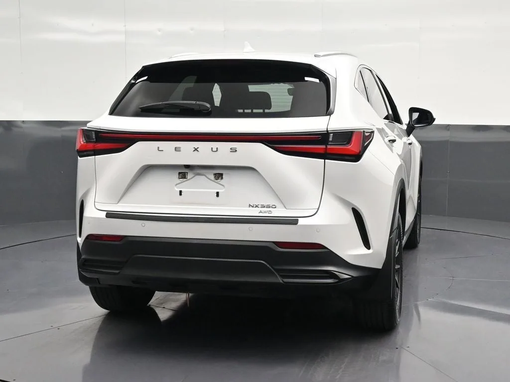 2024 Lexus NX 350 Premium photo 2