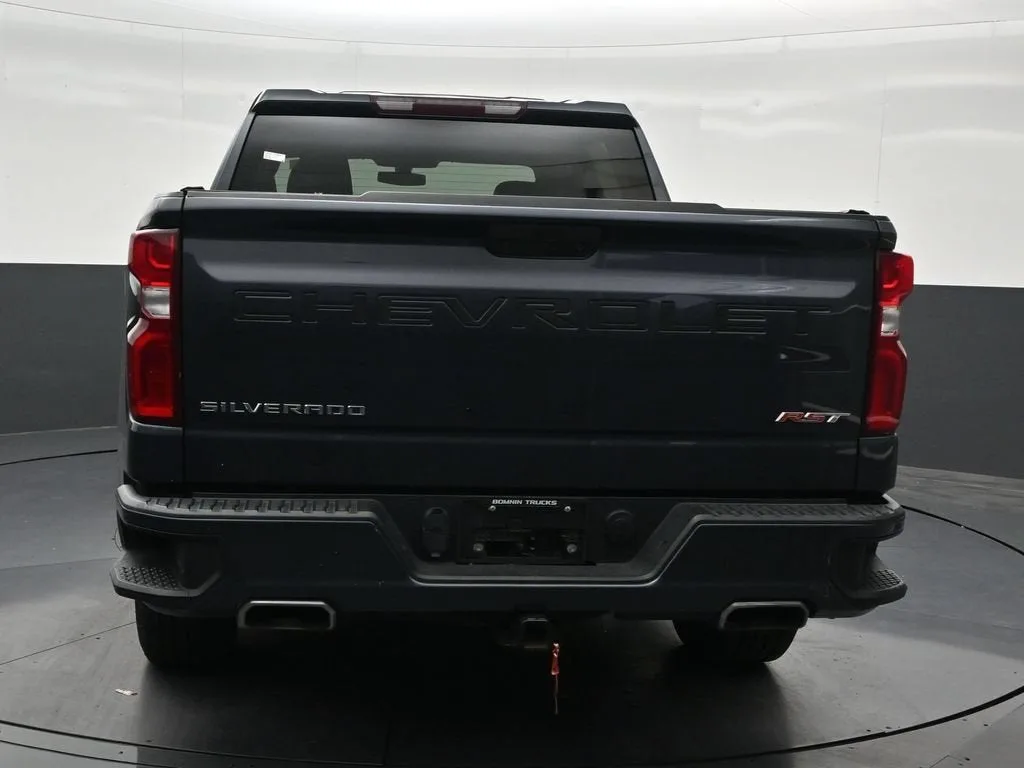 2021 Chevrolet Silverado 1500 RST photo 4