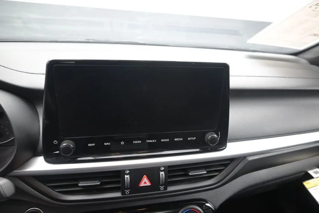 2024 Kia Forte GT photo 12