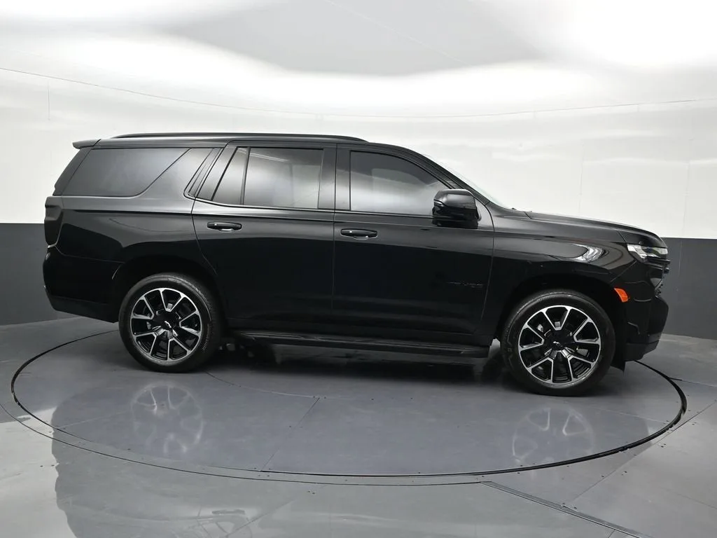 2024 Chevrolet Tahoe RST photo 7