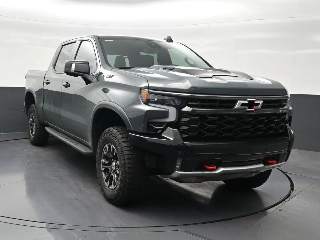 2026 Chevrolet Silverado 1500 ZR2 photo 8