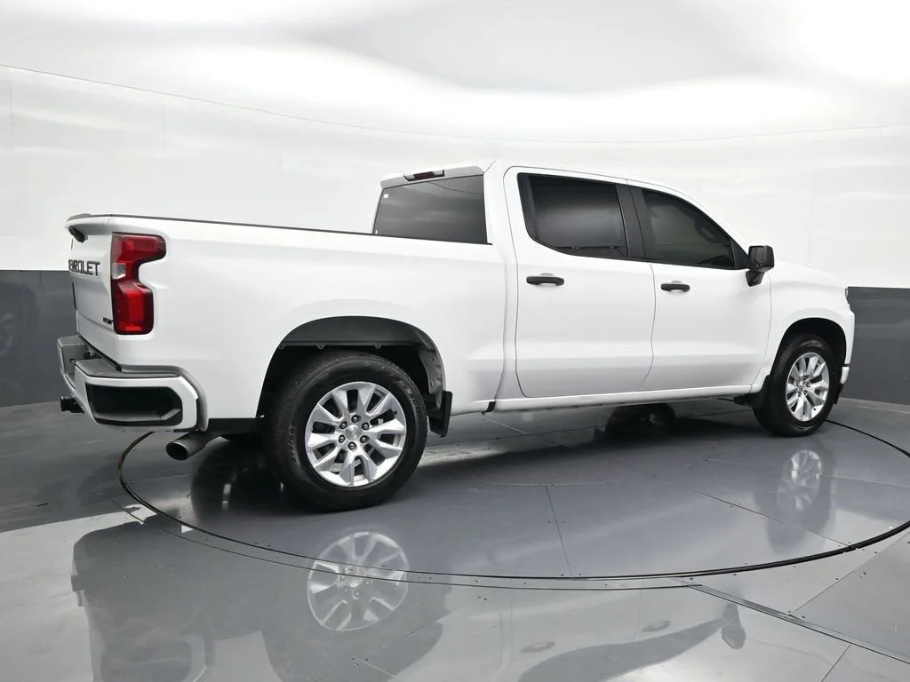 2020 Chevrolet Silverado 1500 Custom photo 5