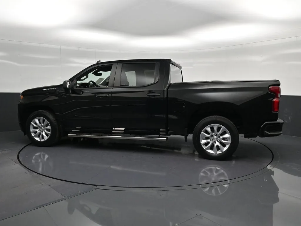2022 Chevrolet Silverado 1500 LTD Custom photo 8