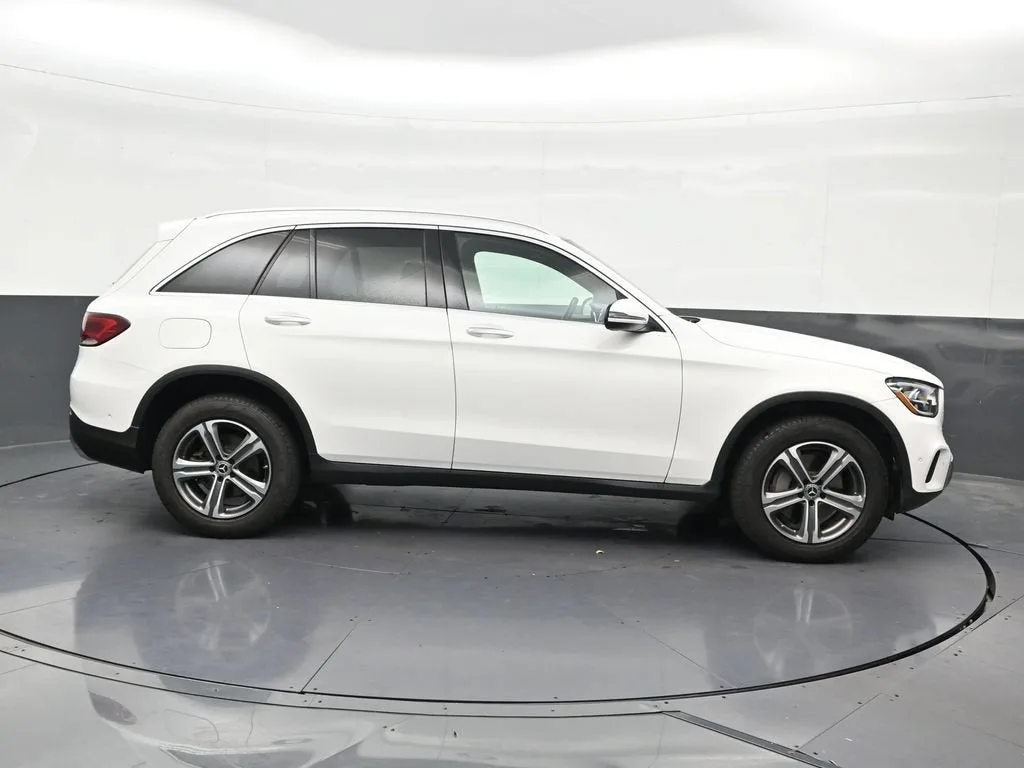 2021 Mercedes-Benz GLC 300 SUV photo 6