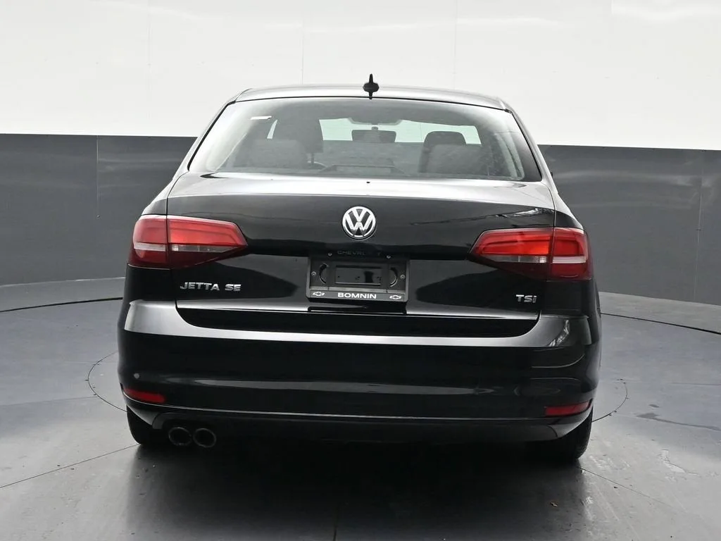 2018 Volkswagen Jetta 1.4T SE photo 4