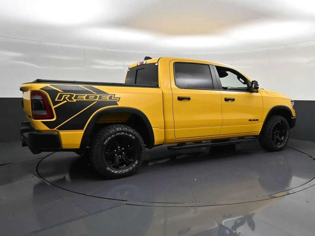 2023 RAM 1500 Rebel photo 3