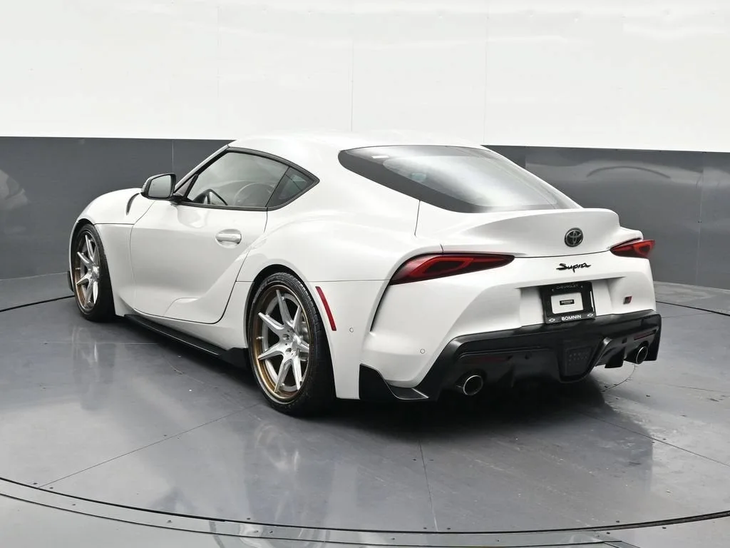 2021 Toyota GR Supra 2.0 photo 3