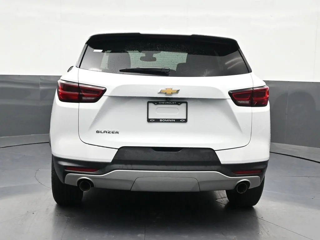 2024 Chevrolet Blazer 2LT photo 4