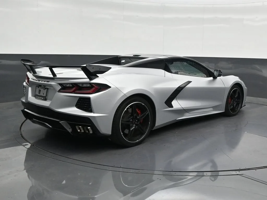 2020 Chevrolet Corvette Stingray 3LT photo 5