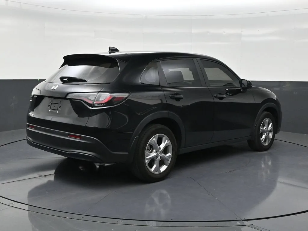 2025 Honda HR-V 2WD LX photo 5