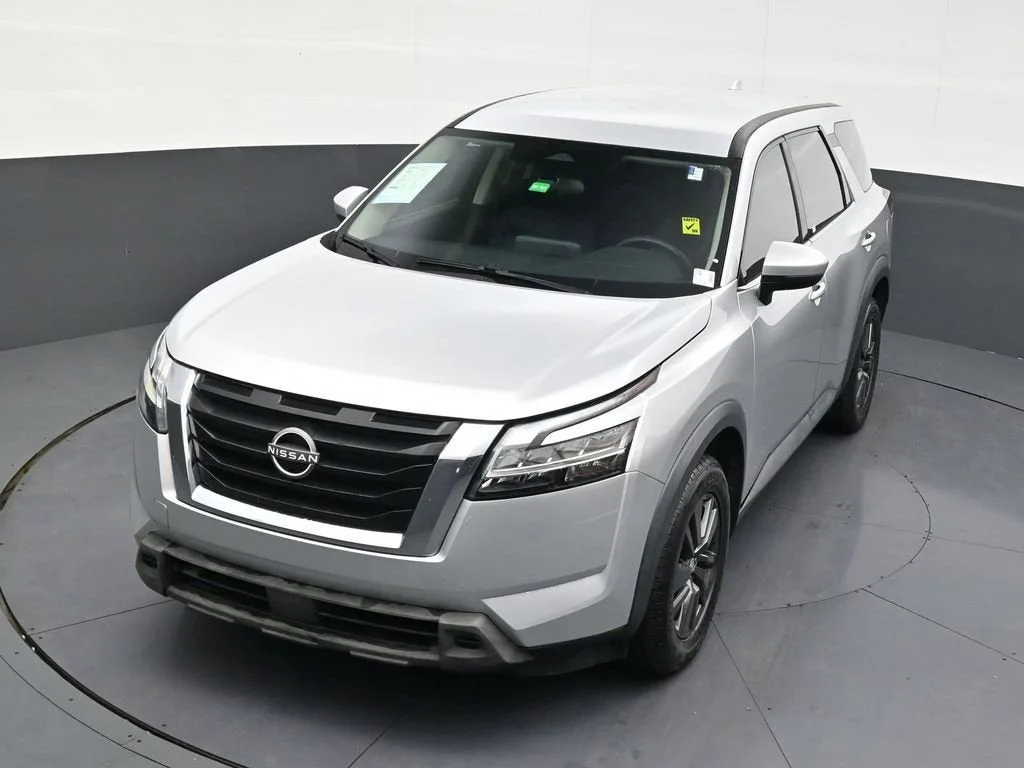 2022 Nissan Pathfinder S 2WD photo 19