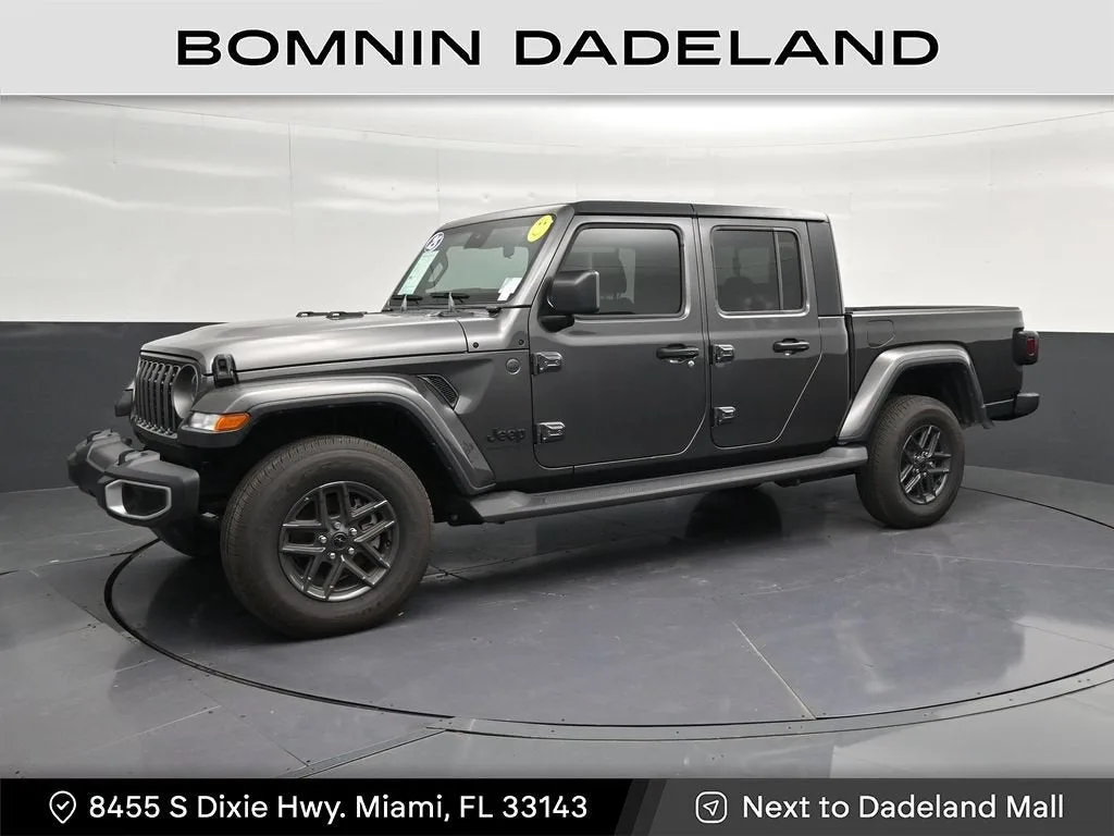 2025 Jeep Gladiator
