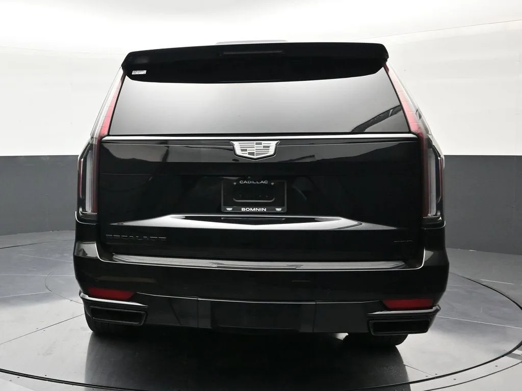 2024 Cadillac Escalade Sport Platinum photo 4