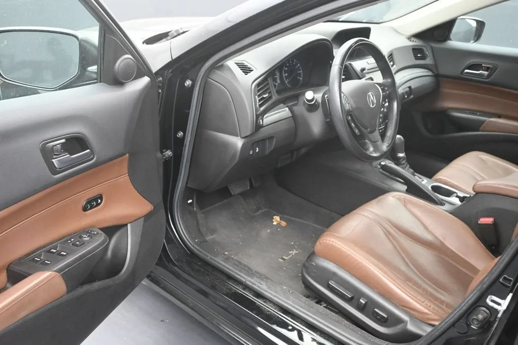 2019 Acura ILX Premium Package photo 10