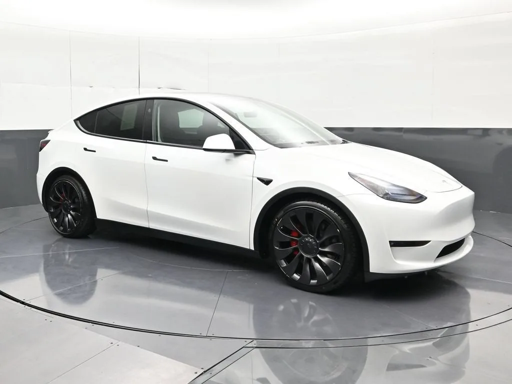 2023 Tesla Model Y Performance photo 7
