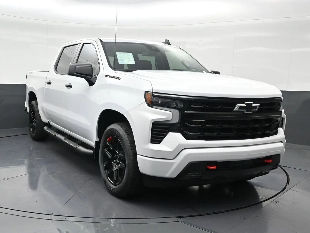 2023 Chevrolet Silverado 1500 RST photo 8