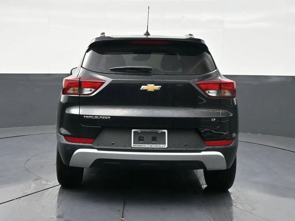 2022 Chevrolet Trailblazer LT photo 4