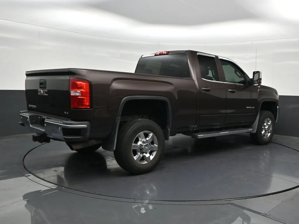 2016 GMC Sierra 2500 HD SLE photo 5