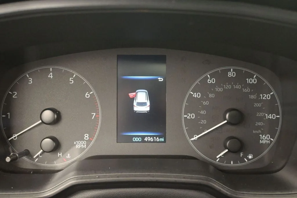 2024 Toyota Corolla Cross Hybrid SE photo 11