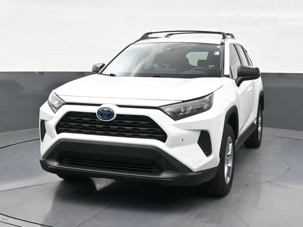 2022 Toyota RAV4 Hybrid LE photo 8