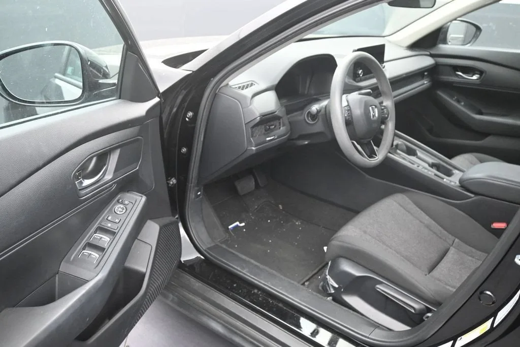 2023 Honda Accord Sedan LX photo 10