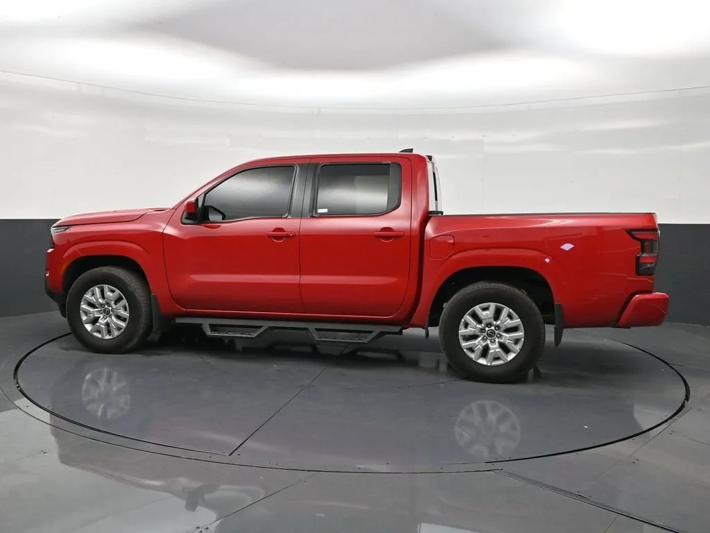 2024 Nissan Frontier Crew Cab SV 4x2 photo 2