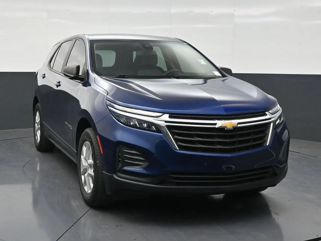 2022 Chevrolet Equinox LS photo 7
