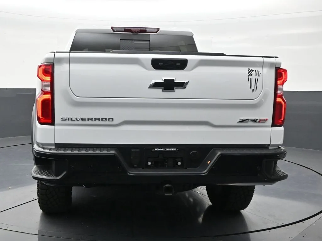2024 Chevrolet Silverado 1500 ZR2 photo 4