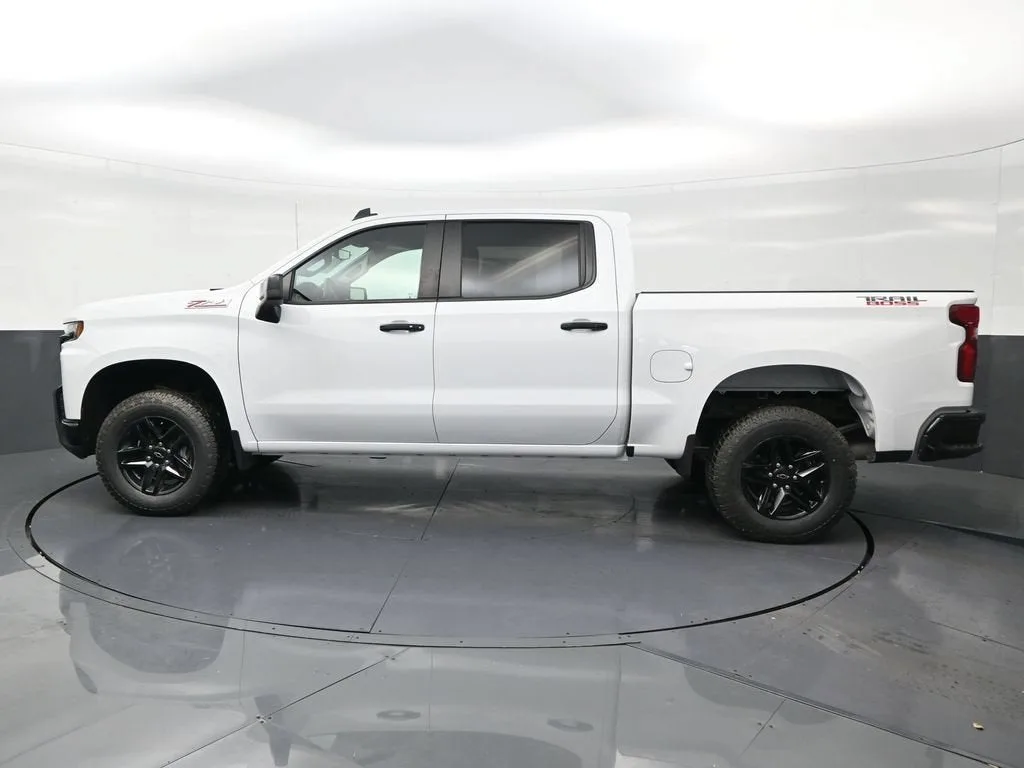 2022 Chevrolet Silverado 1500 LTD LT Trail Boss photo 2