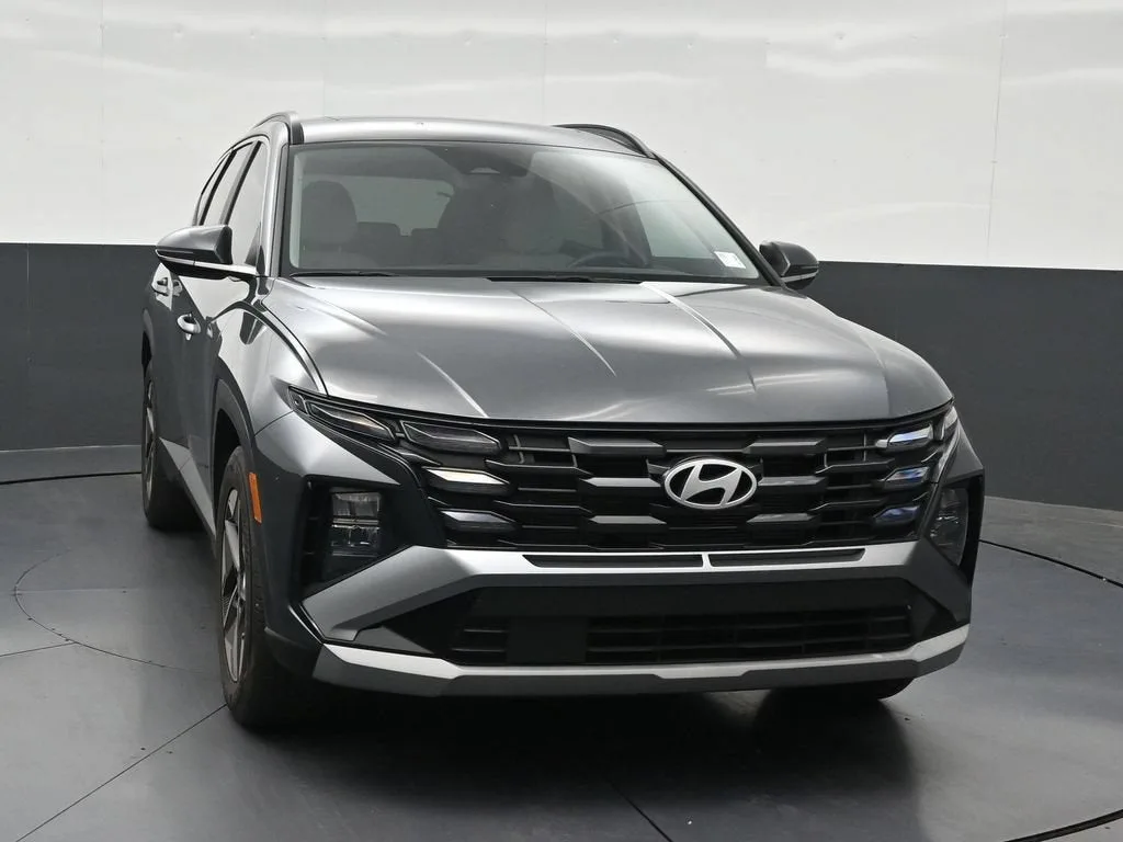 2025 Hyundai Tucson SEL Convenience photo 2