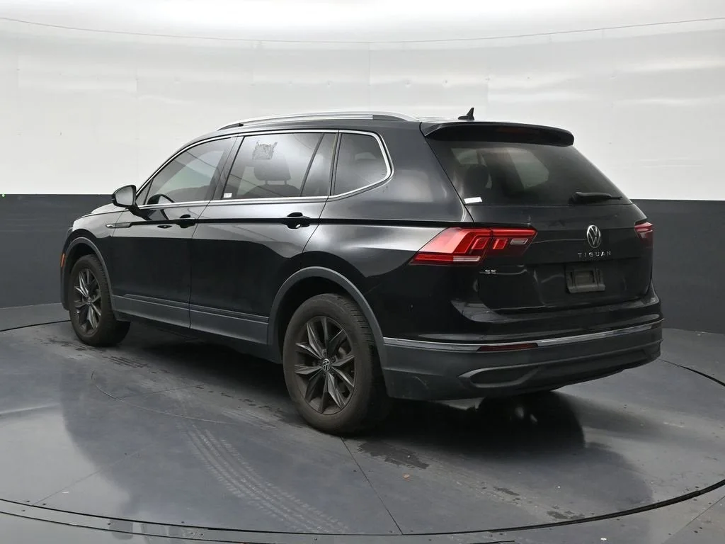 2024 Volkswagen Tiguan 2.0T SE photo 3