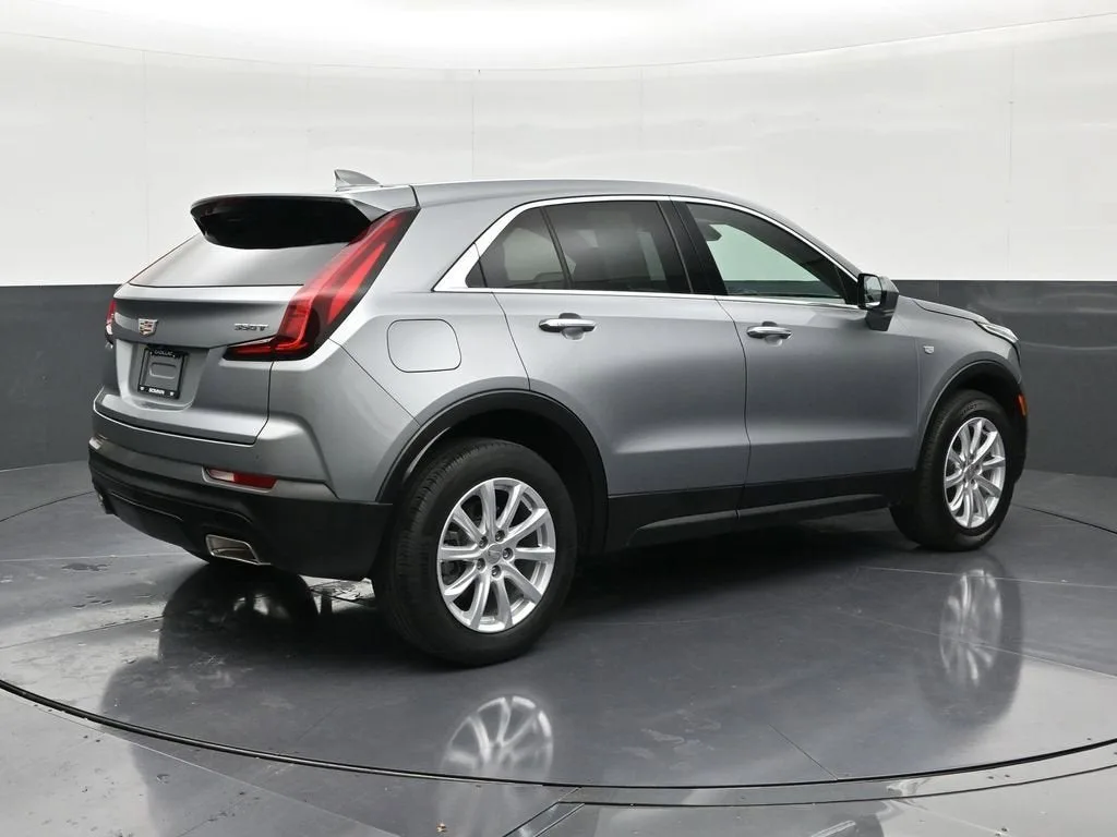 2023 Cadillac XT4 Luxury photo 5