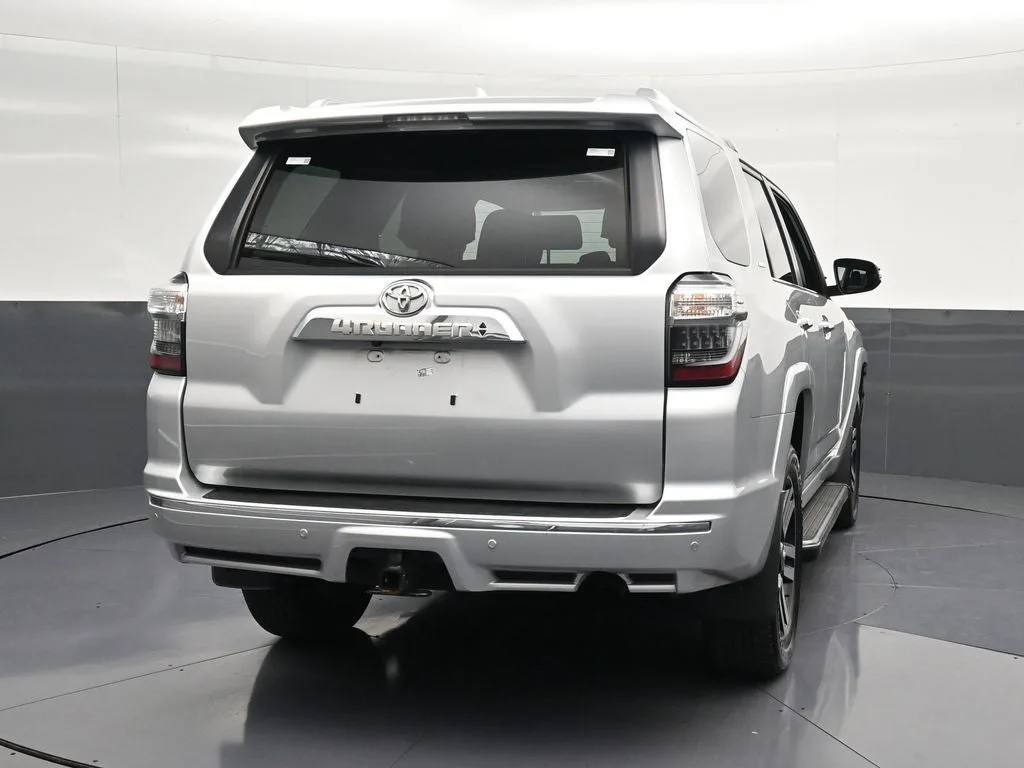 2024 Toyota 4Runner Limited photo 2