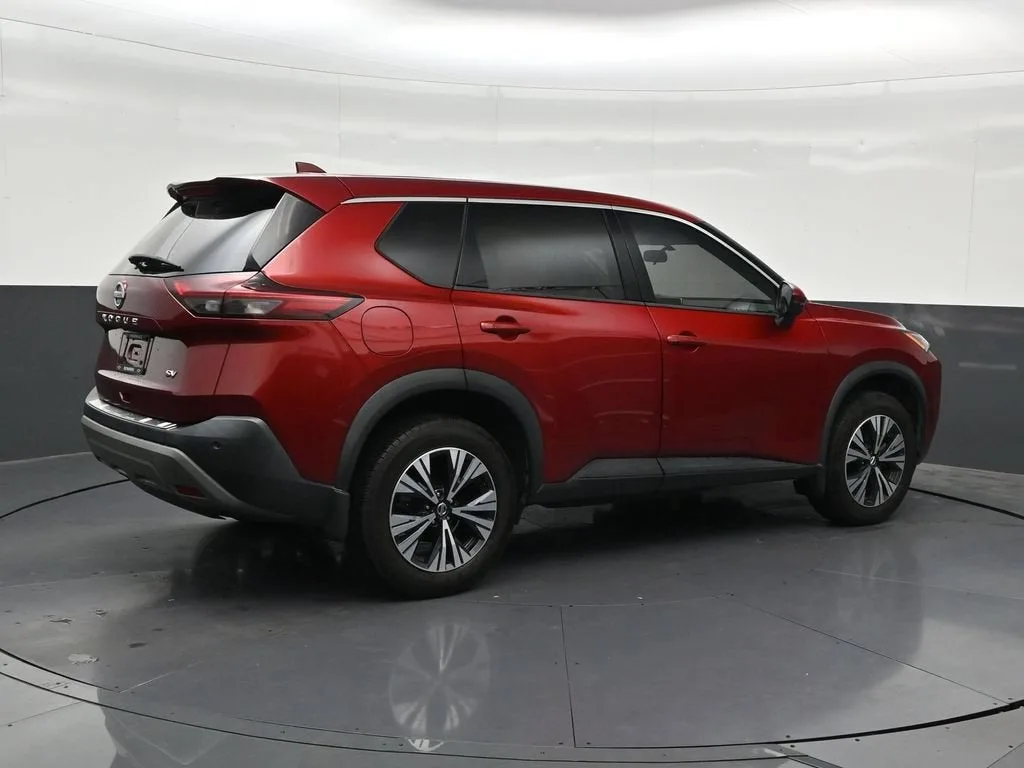 2021 Nissan Rogue SV FWD photo 5