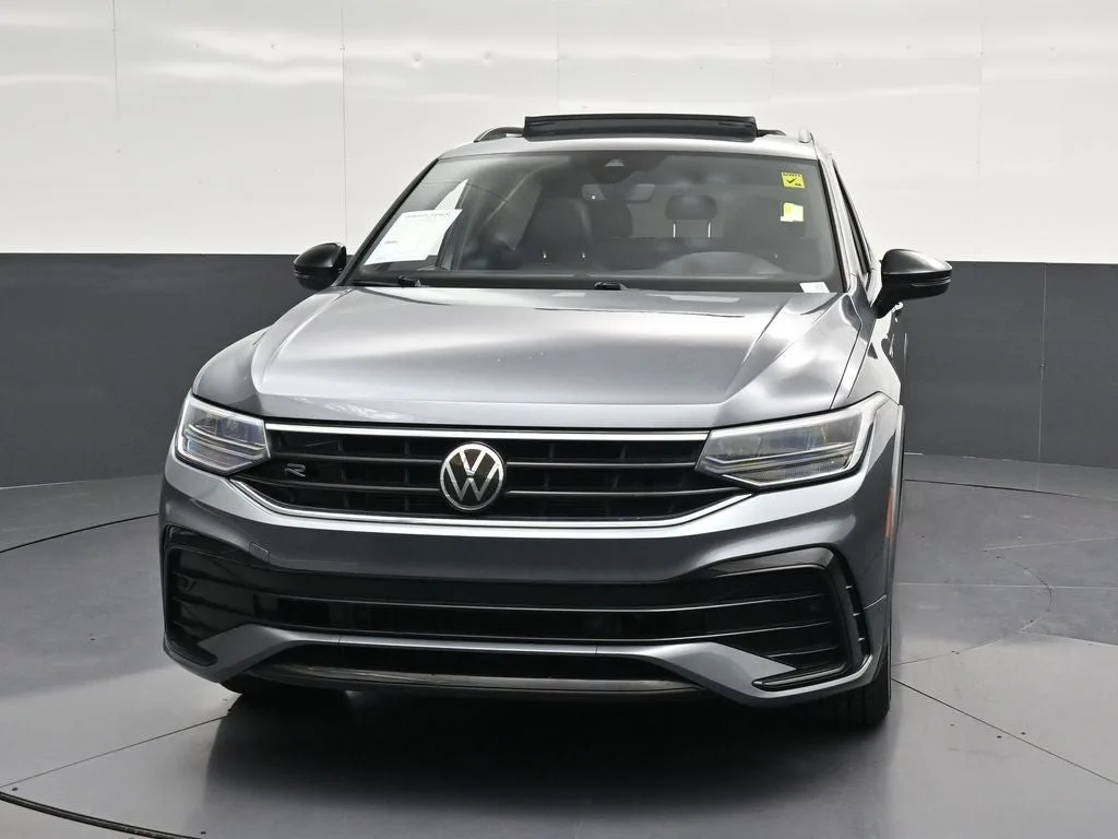 2022 Volkswagen Tiguan 2.0T SE R-Line Black photo 6