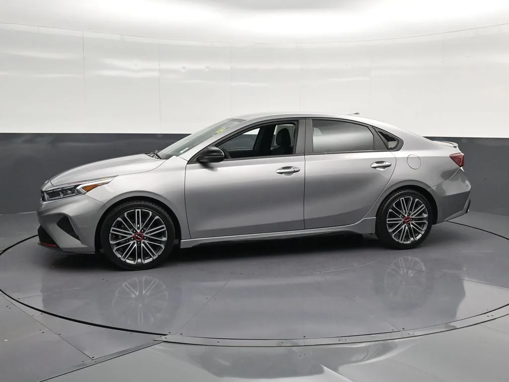 2024 Kia Forte GT photo 7