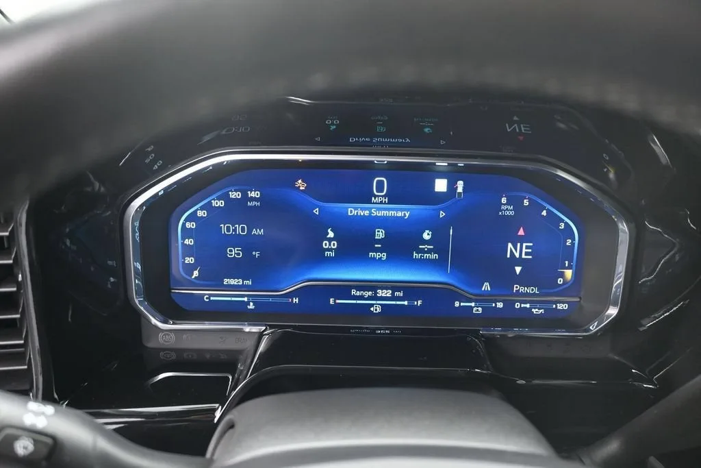 2022 Chevrolet Silverado 1500 RST photo 11