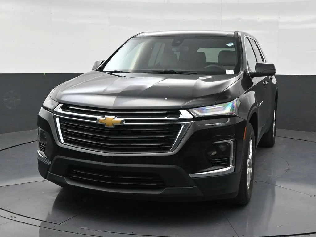 2023 Chevrolet Traverse LS photo 8