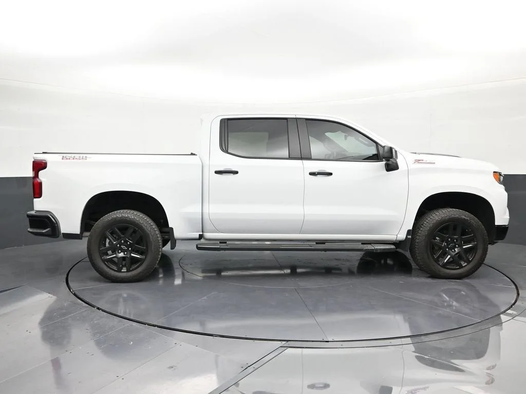 2026 Chevrolet Silverado 1500 LT Trail Boss photo 6